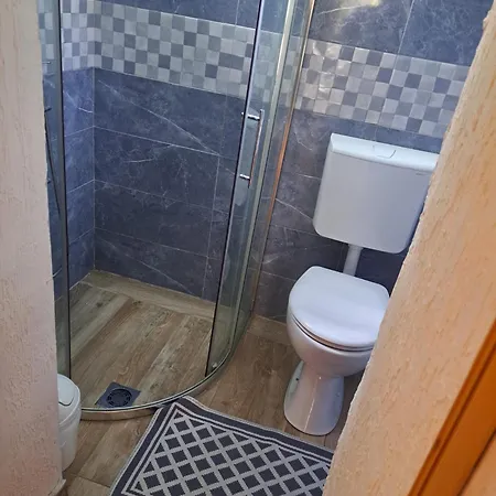 & Semic ゲストハウス オパティヤ